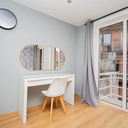 Breeze Apartment *
